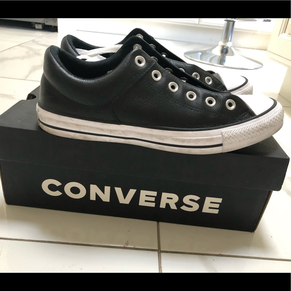 Converse Unisex Sneakers Black Men 7.5 Women 9.5